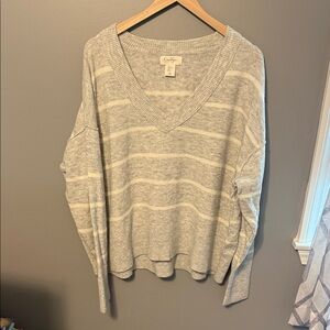 Jessica Simpson Light Gray Knitwear